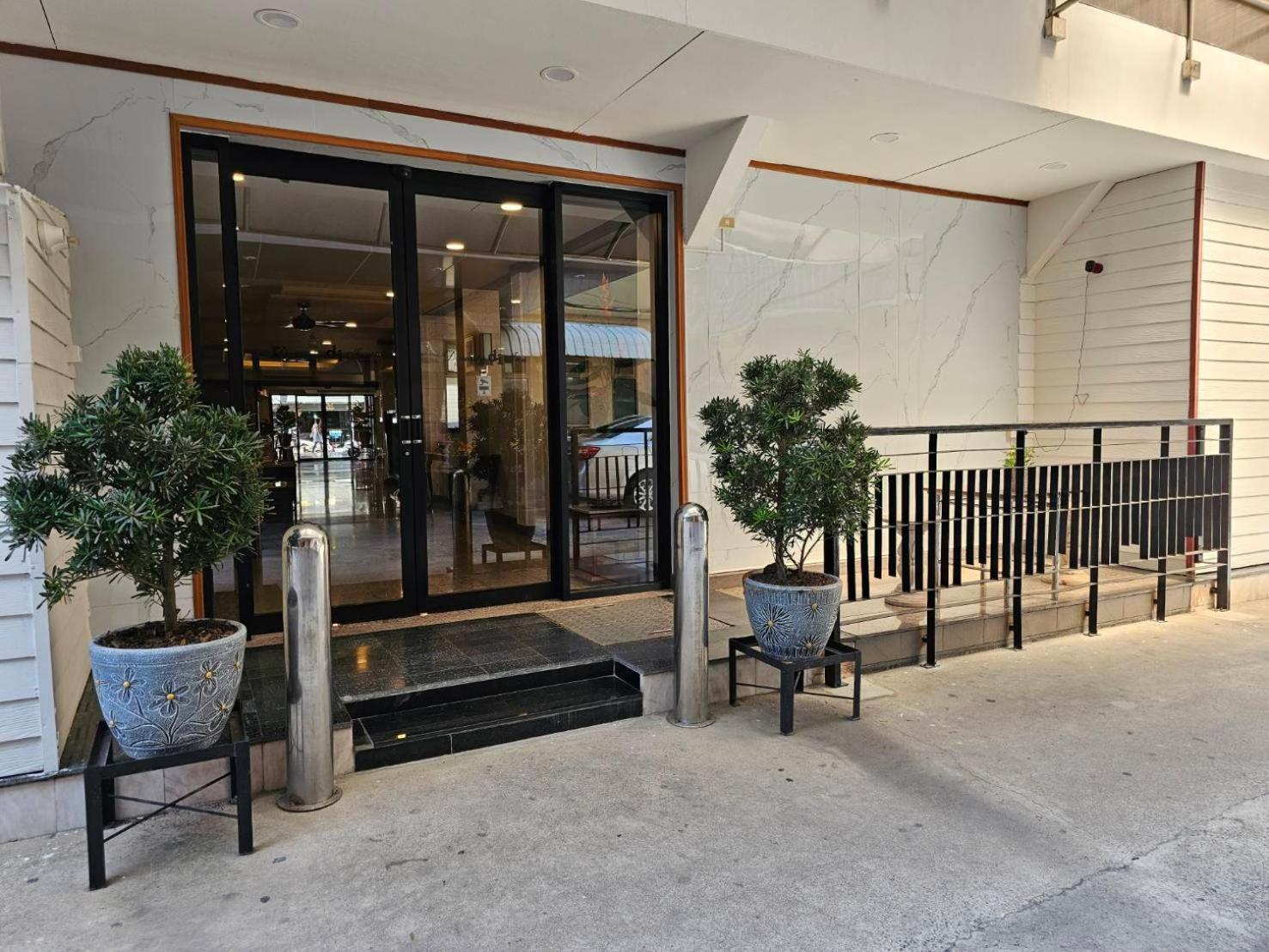 Dynasty Inn Bangkok Luaran gambar
