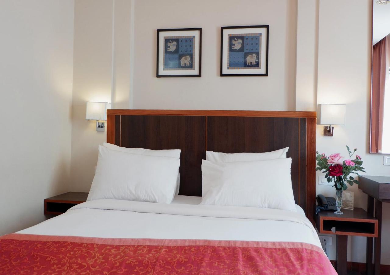 Dynasty Inn Bangkok Luaran gambar